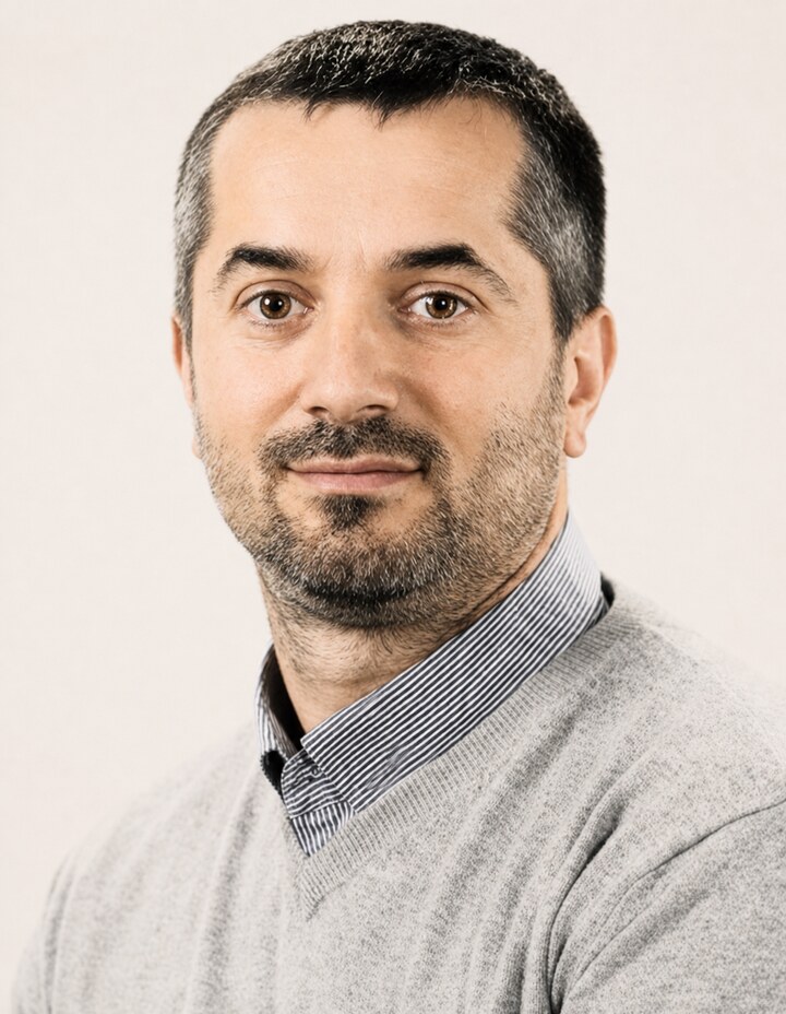 Tomasz Barto