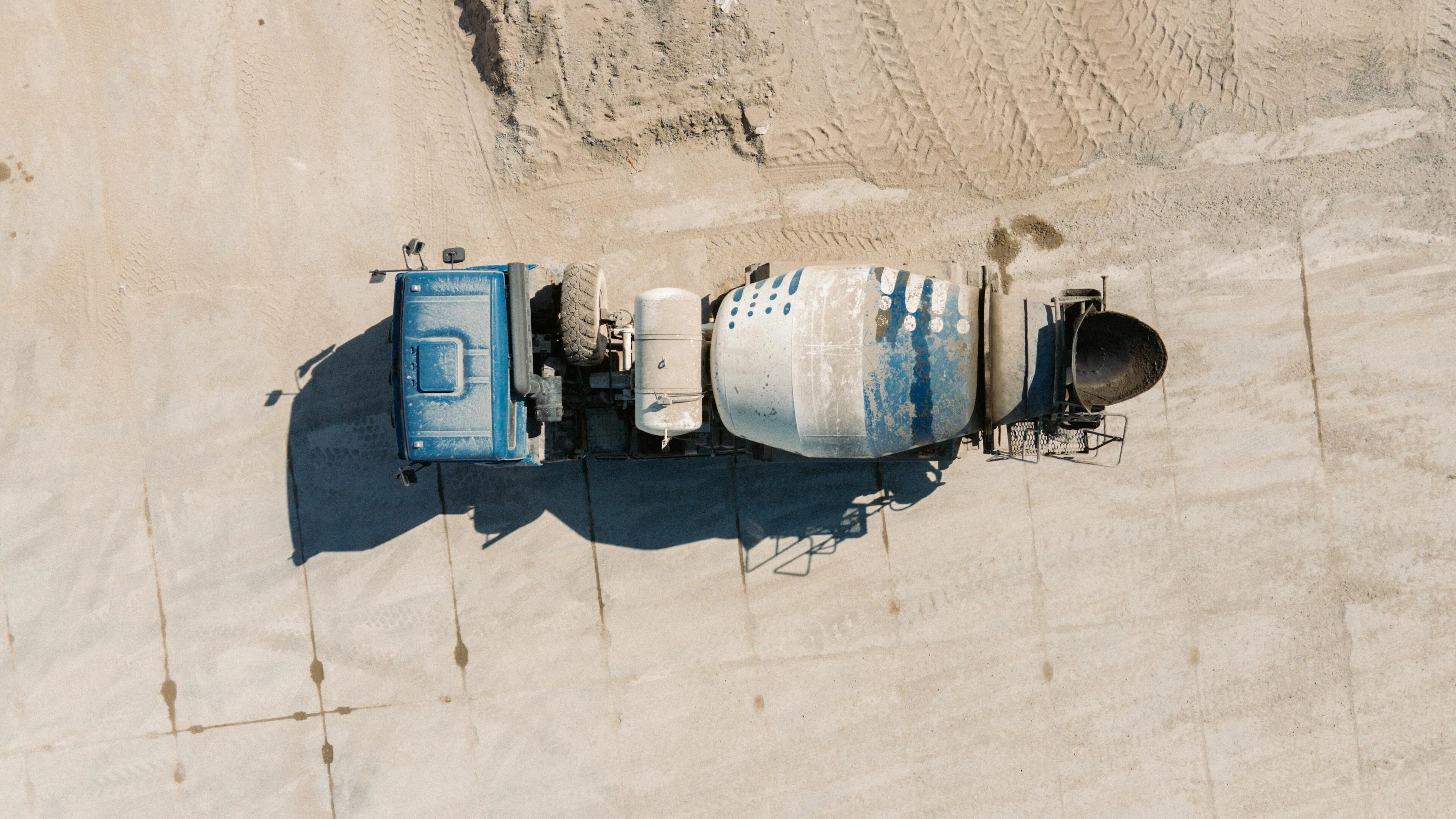Gruszka betonowa jako symbol produkcji betonu towarowego
